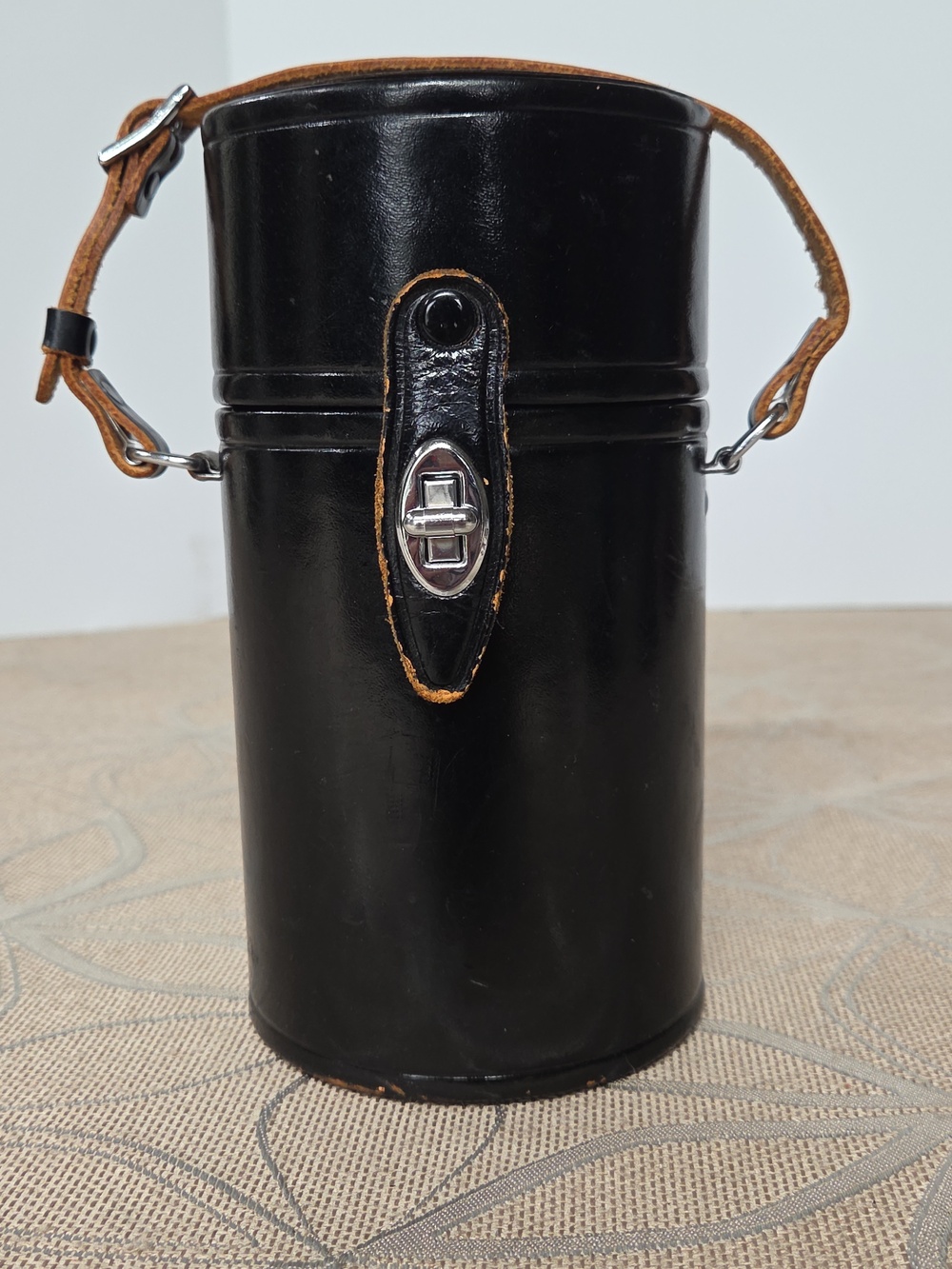 Vintage Leather Nikon Lense Case CL-12!